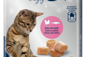 MOMENTS Soft Rolls 6 x 4 x 10 g Saumon et poulet MOMENTS Soft Rolls 6 x 4 x 10 g Saumon et poulet