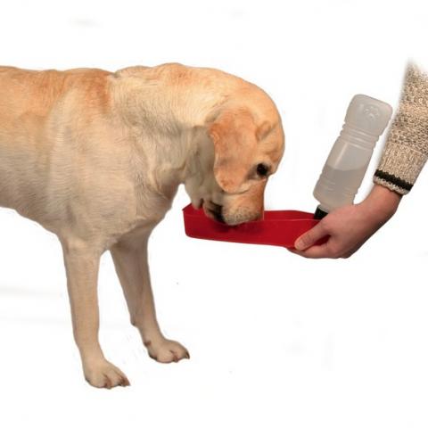 Gourde avec gamelle Gourde avec gamelle